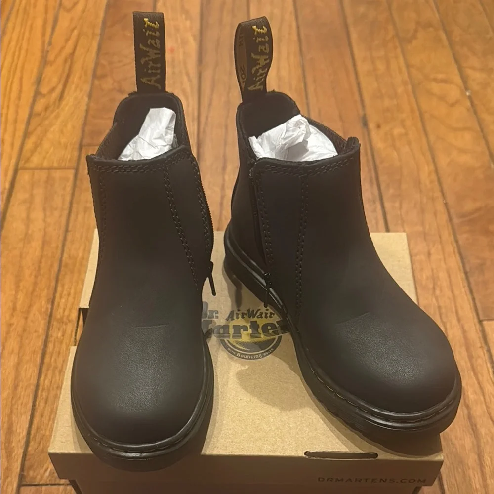 Dr. Martens Kids Brown Chelsea Slip-On Boots